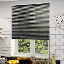 Cord venetian blinds